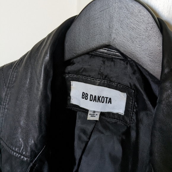 BB Dakota Black Leather Jacket - Picture 3 of 5